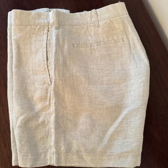 J. Crew 5" Cream linen short Size 33 Brand New NWT - Picture 2 of 5